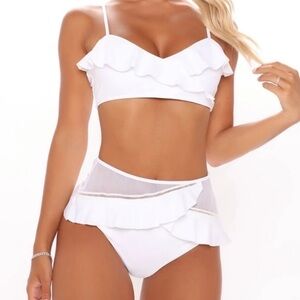 Fashion Nova High Waist Ruffle White NWOT Swimsuit Bottom S